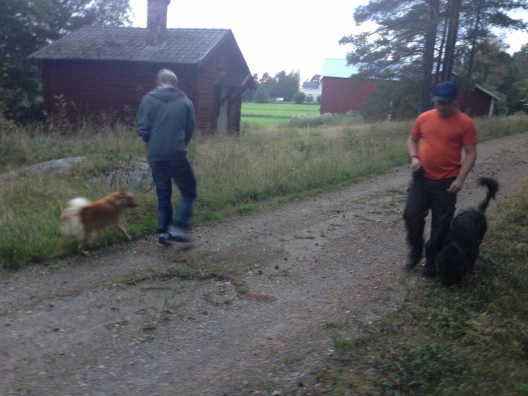 Nu börjar det vara smalt. Men Thea fixar det ändå.