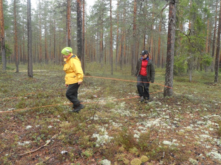 Kia Nyberg och Victoria Öster gör det krångligt för varandra.