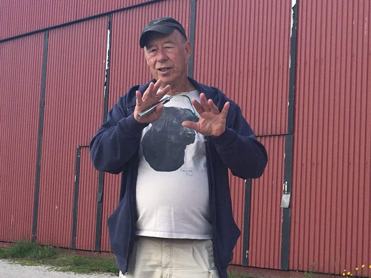 Ron Gaunt in action.