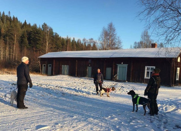 I väntan på vår tur.